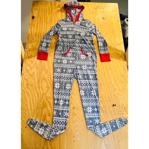 Amonida Gray White Snowflake Fair Isle Hooded Footed Jumpsuit Pajamas Size Large - Picture 1 of 16